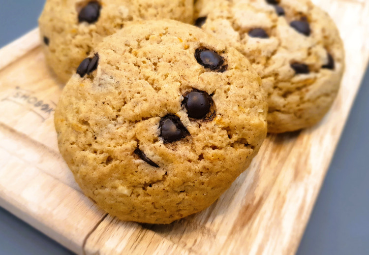 کوکی هویج و گردو CinnaBite با عطر دارچین و بافت خانگی